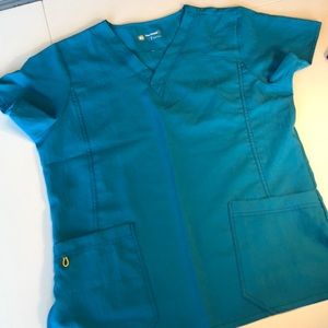 Scrub top! Teal. Size large!